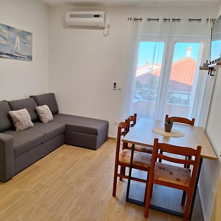 Apartmani Marino Привлака Екстер'єр фото