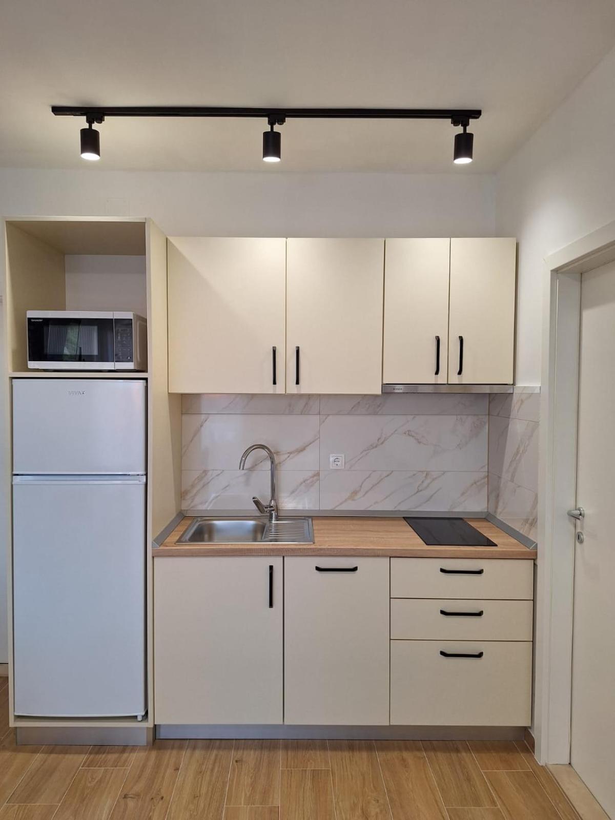 Apartmani Marino Привлака Екстер'єр фото