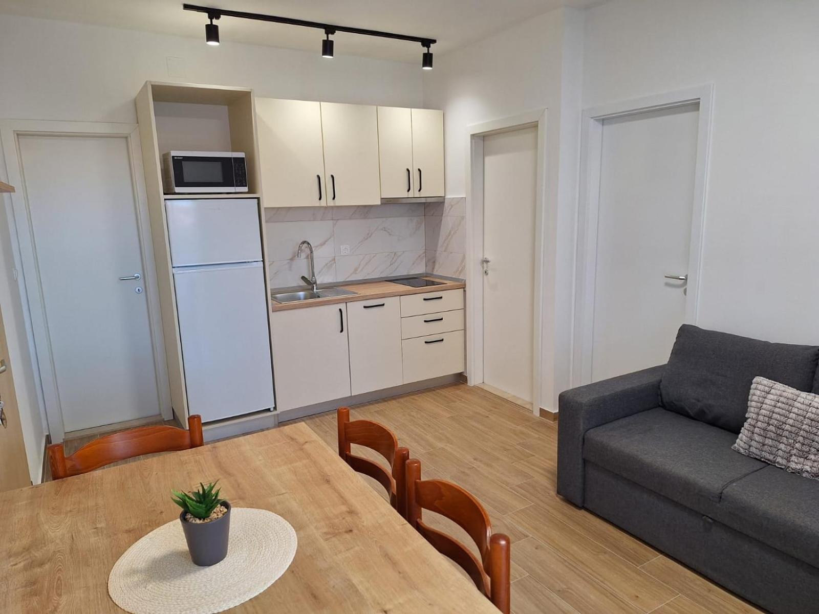Apartmani Marino Привлака Екстер'єр фото