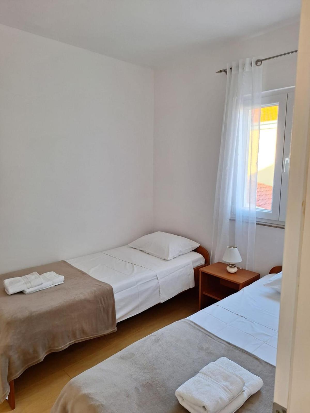 Apartmani Marino Привлака Екстер'єр фото