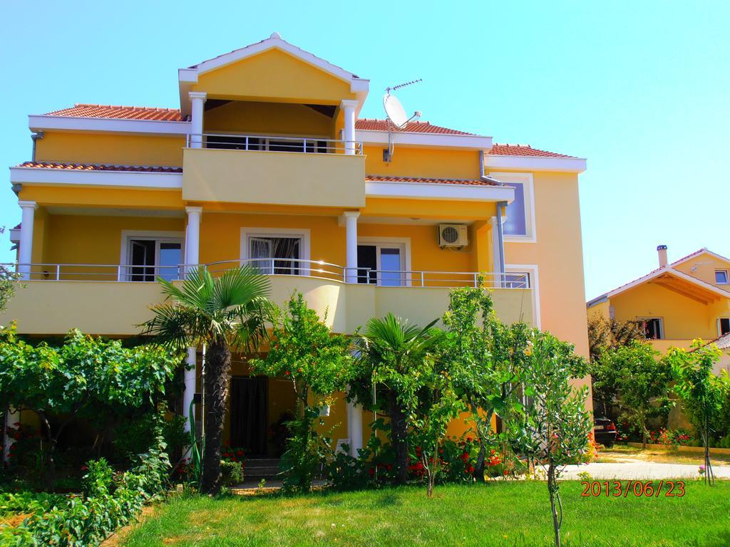 Apartmani Marino Привлака Екстер'єр фото