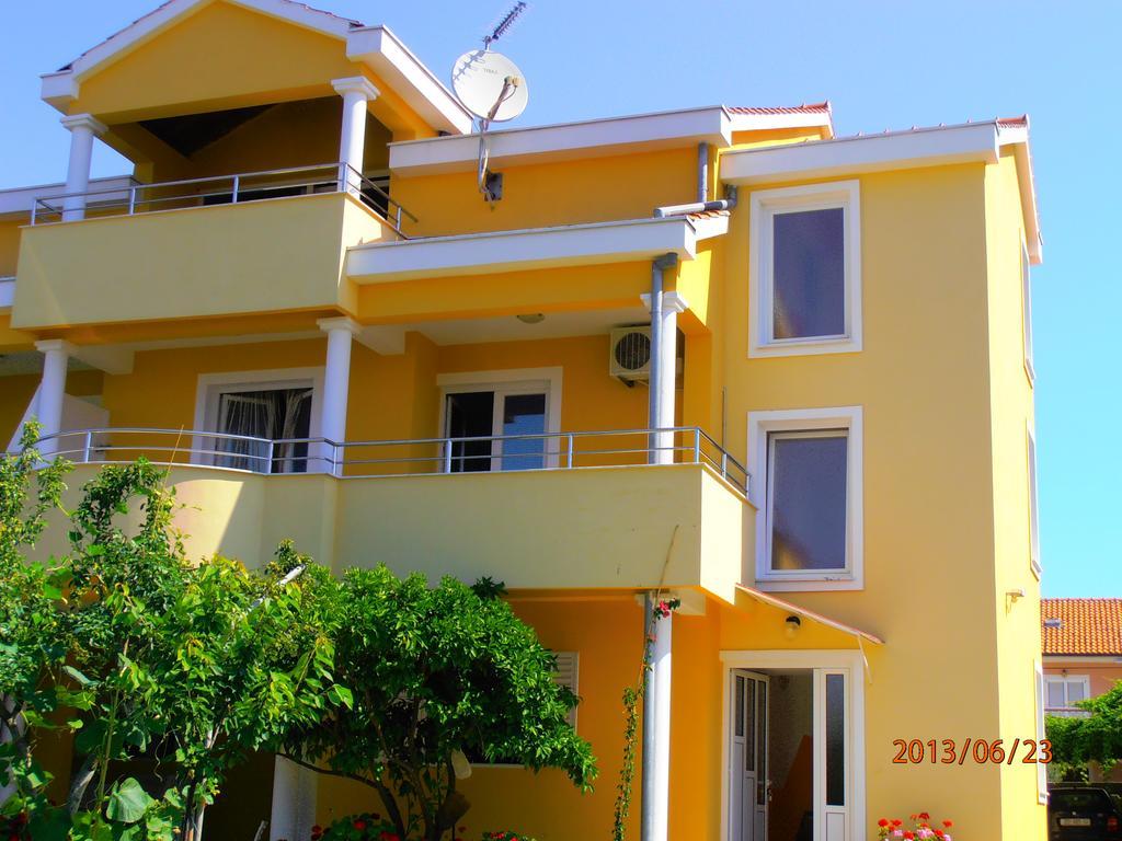 Apartmani Marino Привлака Екстер'єр фото