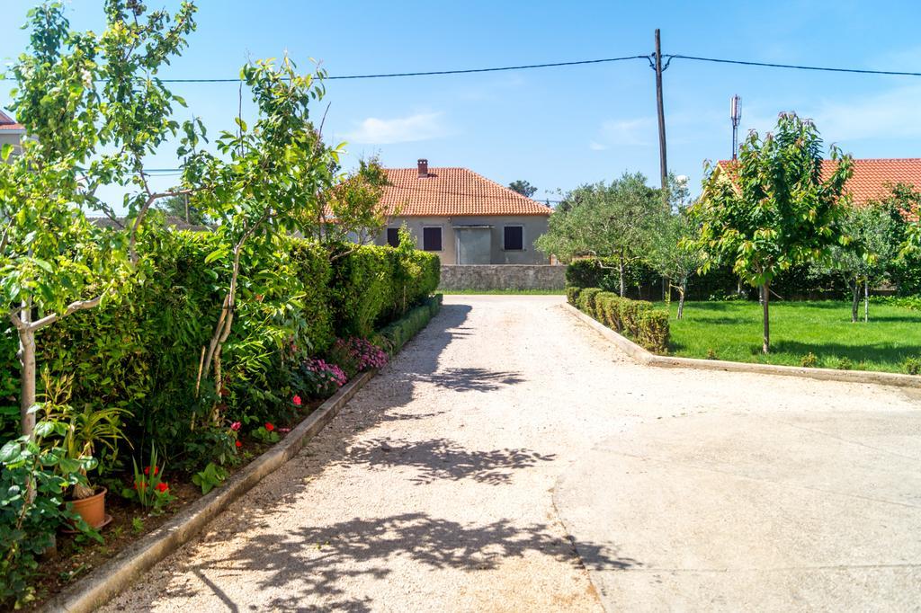 Apartmani Marino Привлака Екстер'єр фото