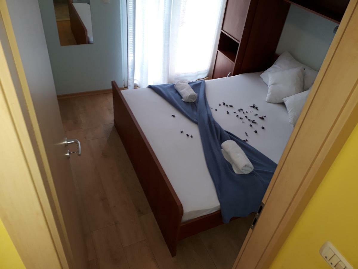Apartmani Marino Привлака Екстер'єр фото