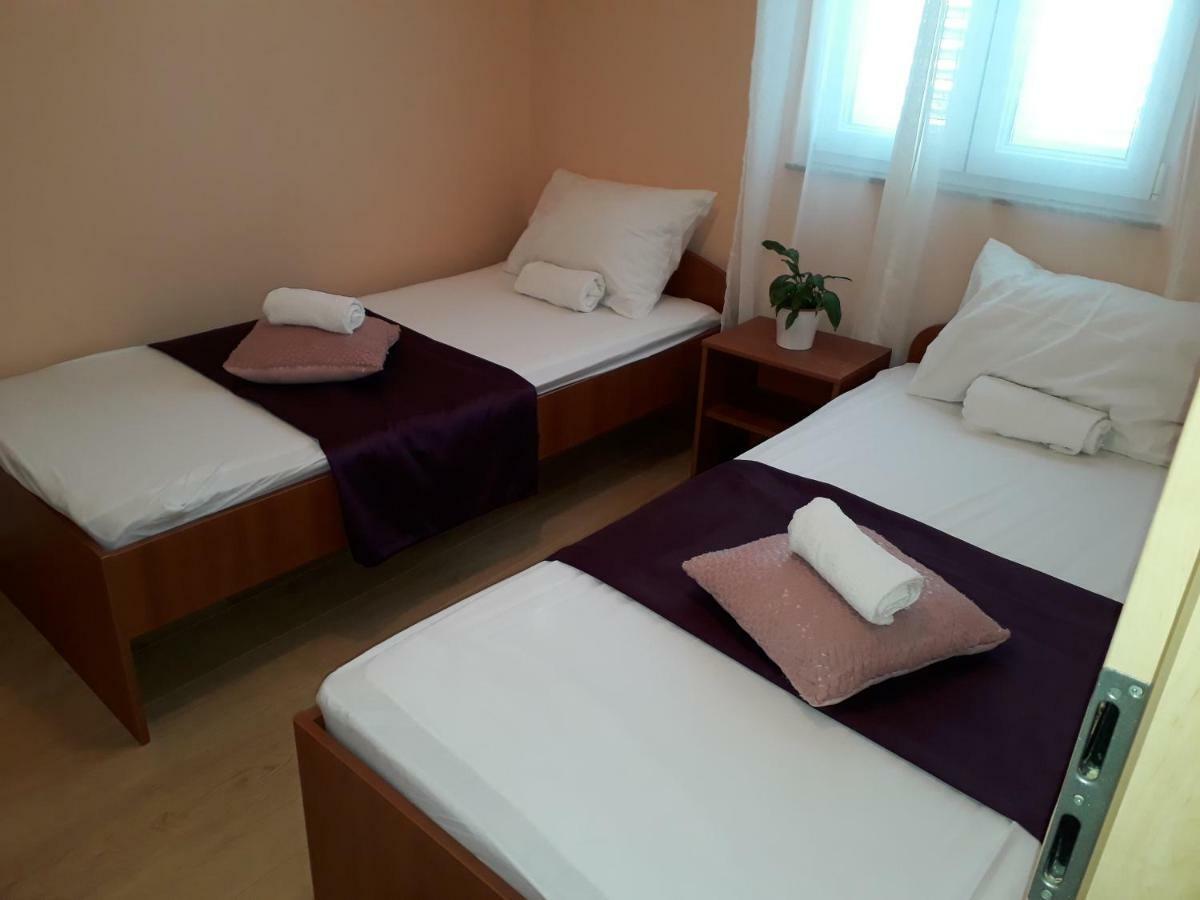 Apartmani Marino Привлака Екстер'єр фото