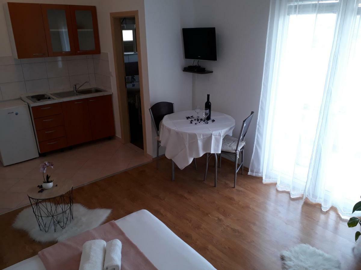 Apartmani Marino Привлака Екстер'єр фото