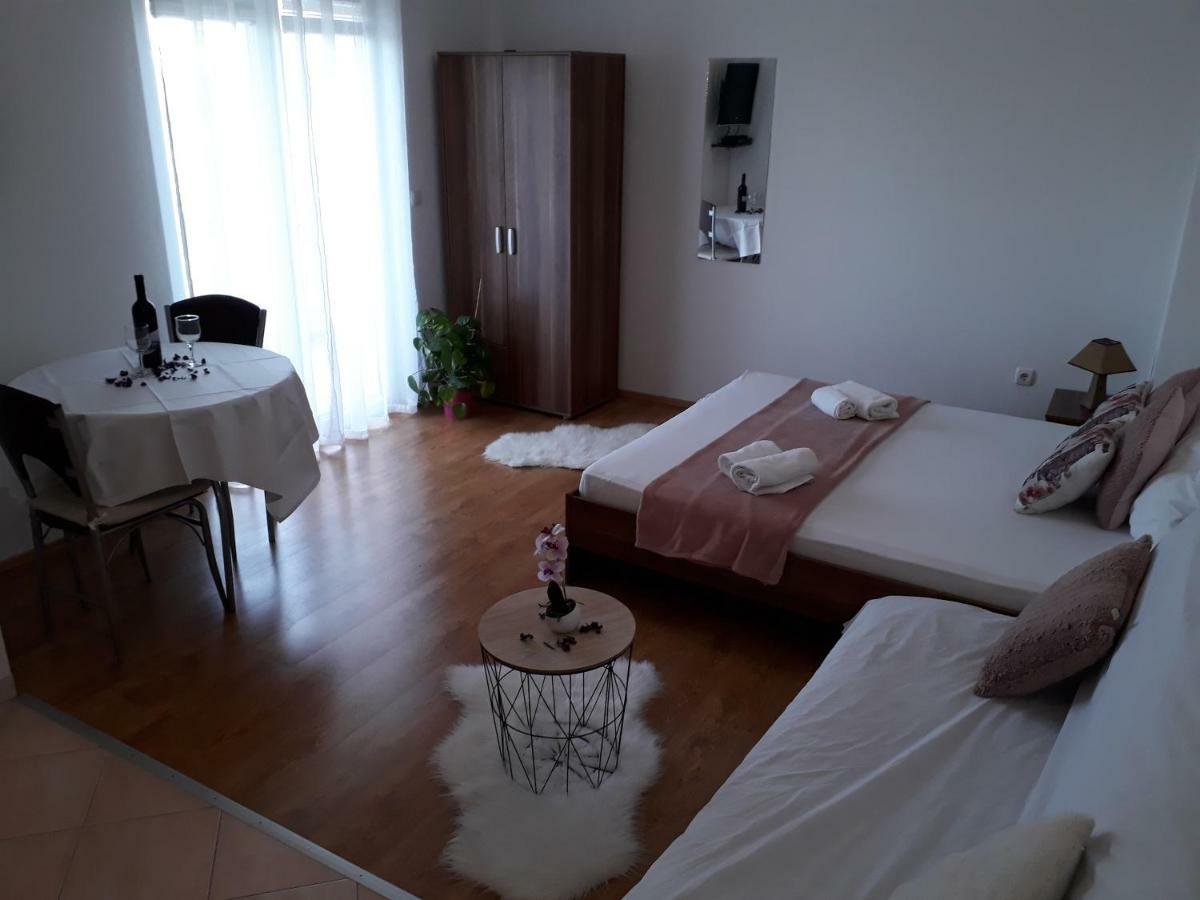 Apartmani Marino Привлака Екстер'єр фото