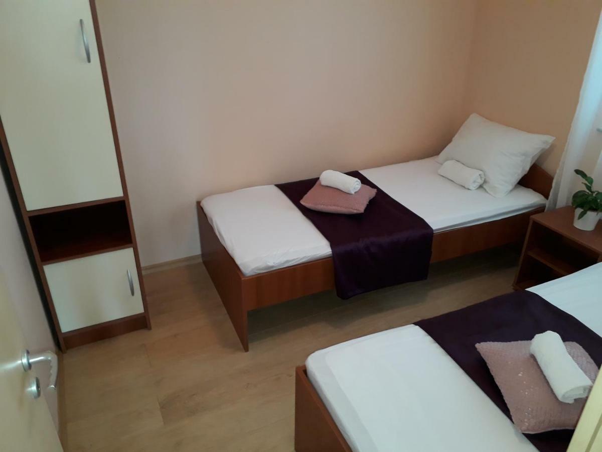 Apartmani Marino Привлака Екстер'єр фото