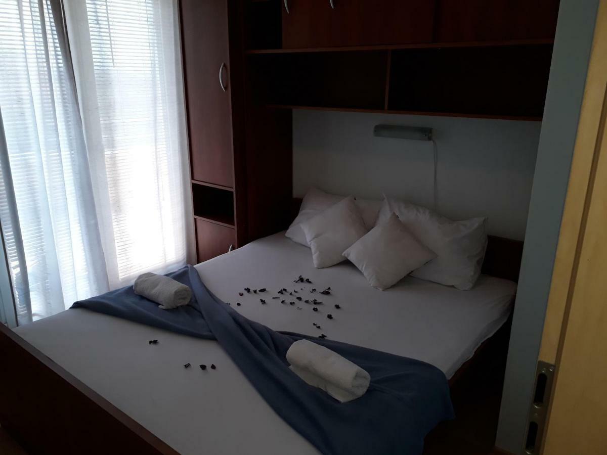Apartmani Marino Привлака Екстер'єр фото