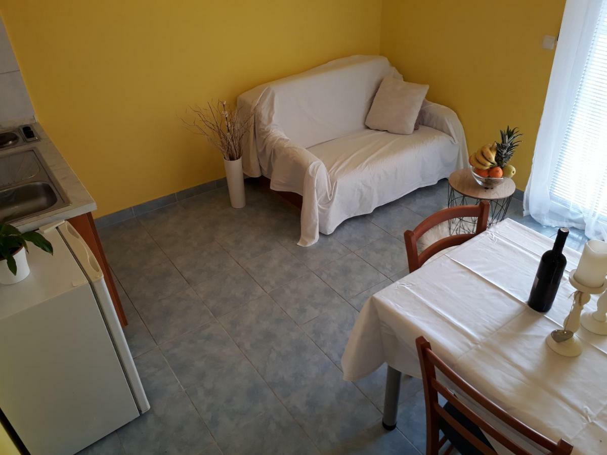 Apartmani Marino Привлака Екстер'єр фото