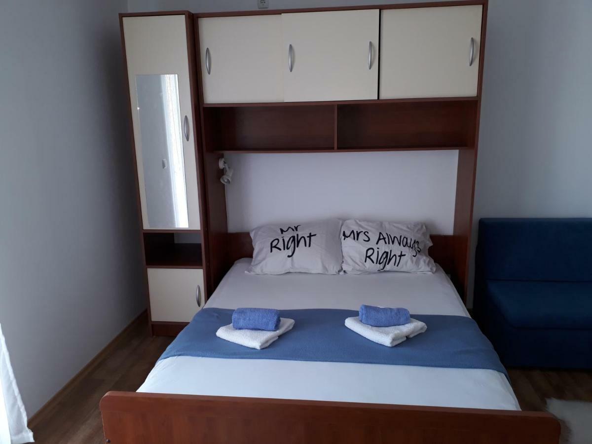 Apartmani Marino Привлака Екстер'єр фото
