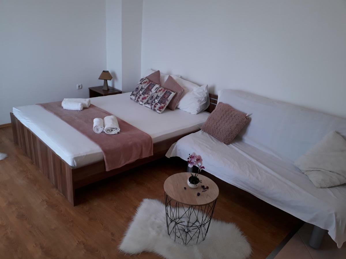 Apartmani Marino Привлака Екстер'єр фото