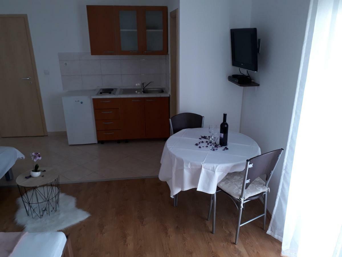 Apartmani Marino Привлака Екстер'єр фото